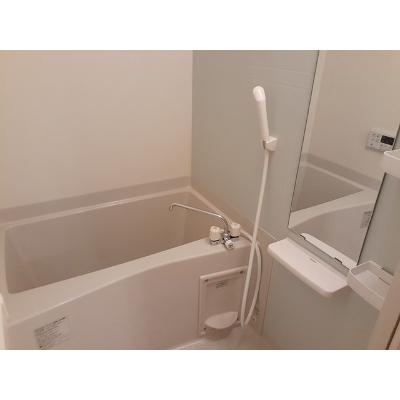 エルムス 102【管理NO：1-020170401-01020】 ★家具家電は申し込み後に搬入します★の物件画像