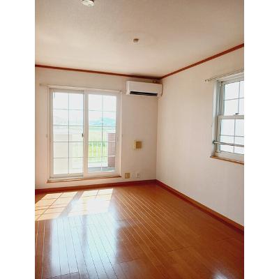 メゾン・メルヴェイユ 201【管理NO：1-012865801-02010】 ★家具家電は申し込み後に搬入します★ ★2026年10月中旬入居可能★の物件画像