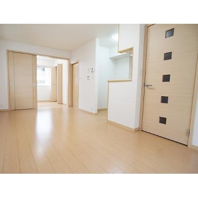 サニーレジデンス 102【管理NO：1-016511501-01020】 ★家具家電は申し込み後に搬入します★ ★2026年10月中旬入居可能★の物件画像