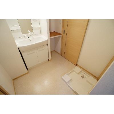 サニーレジデンス 102【管理NO：1-016511501-01020】 ★家具家電は申し込み後に搬入します★ ★2026年10月中旬入居可能★の物件画像