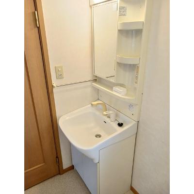 ファースト　デューⅤ 201【管理NO：1-012233802-02010】 ★家具家電は申し込み後に搬入します★ ★2026年10月下旬入居可能★の物件画像
