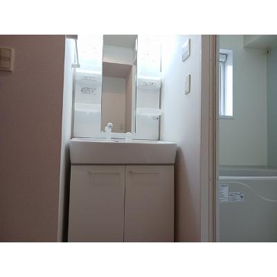 ブルーラグーン　Ⅱ 102【管理NO：1-015325402-01020】 ★家具家電は申し込み後に搬入します★ ★2026年11月中旬入居可能★の物件画像