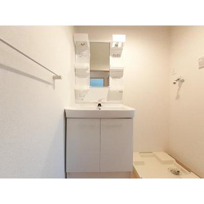 ＹＳ　ソレイユＢ 201【管理NO：1-020378302-02010】 ★家具家電は申し込み後に搬入します★ ★2026年11月中旬入居可能★の物件画像