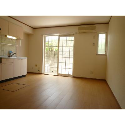ヴェール・シュマンⅡ 102【管理NO：1-011118102-01020】 ★家具家電は申し込み後に搬入します★ ★2026年10月中旬入居可能★の物件画像