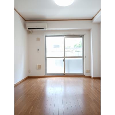 コモド　プレッソ 102【管理NO：1-013056501-01020】 ★家具家電は申し込み後に搬入します★ ★2026年11月下旬入居可能★の物件画像