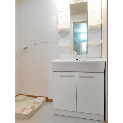 リアドⅠ 203【管理NO：1-015000101-02030】 ★家具家電は申し込み後に搬入します★ ★2026年10月下旬入居可能★の物件画像