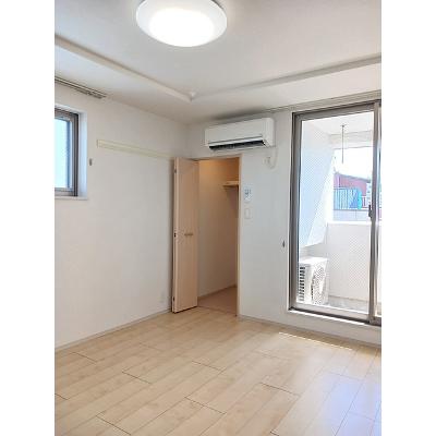 エムズアークⅠ 401【管理NO：1-018106801-04010】 ★家具家電は申し込み後に搬入します★の物件画像