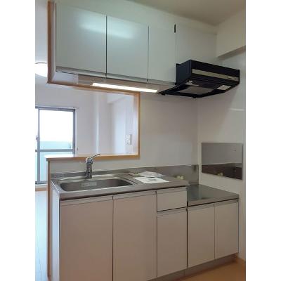 エアリス 305【管理NO：1-016273701-03040】 ★家具家電は申し込み後に搬入します★の物件画像