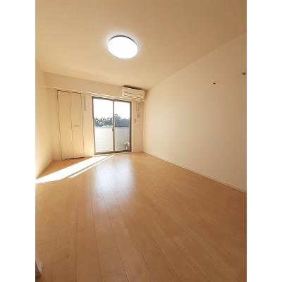 スマイル 102【管理NO：1-023740001-01020】 ★家具家電は申し込み後に搬入します★ ★2026年09月中旬入居可能★の物件画像