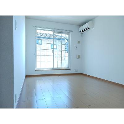 リセラ 205【管理NO：1-014679901-02040】 ★家具家電は申し込み後に搬入します★の物件画像