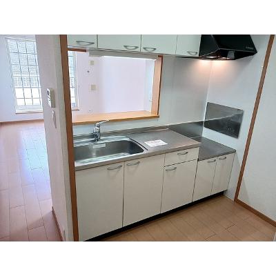 リセラ 205【管理NO：1-014679901-02040】 ★家具家電は申し込み後に搬入します★の物件画像