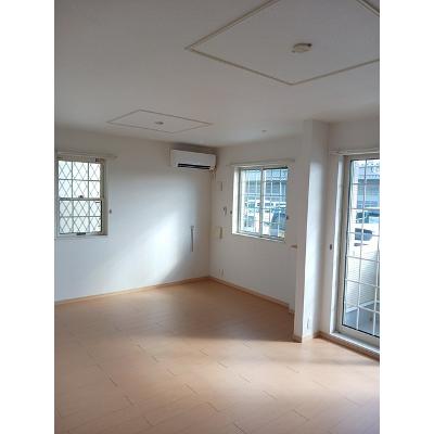 フォーシーズン　Ｙ 101【管理NO：1-017046203-01010】 ★家具家電は申し込み後に搬入します★ ★2026年10月上旬入居可能★の物件画像