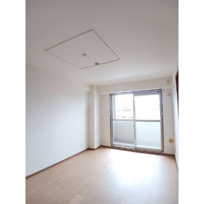 エルグランデ奥村 204【管理NO：1-007265301-02040】 ★家具家電は申し込み後に搬入します★の物件画像