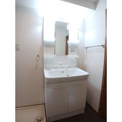 エルグランデ奥村 204【管理NO：1-007265301-02040】 ★家具家電は申し込み後に搬入します★の物件画像