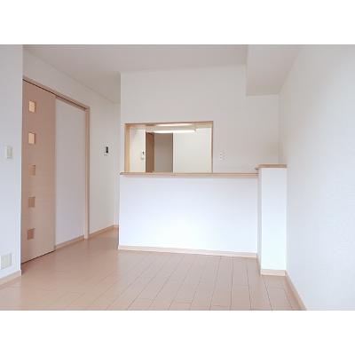 サザンヒルズ 203【管理NO：1-015487801-02030】 ★家具家電は申し込み後に搬入します★ ★2026年10月中旬入居可能★の物件画像