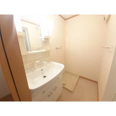 イーズパインヒルズ 202【管理NO：1-012820101-02020】 ★家具家電は申し込み後に搬入します★ ★2026年10月中旬入居可能★の物件画像
