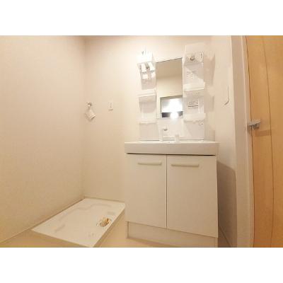 ロスマリーノ 201【管理NO：1-023455801-02010】 ★家具家電は申し込み後に搬入します★の物件画像