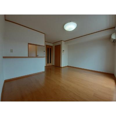 カーサ　エレガンテ　Ⅰ 203【管理NO：1-013129601-02030】 ★家具家電は申し込み後に搬入します★ ★2026年10月下旬入居可能★の物件画像