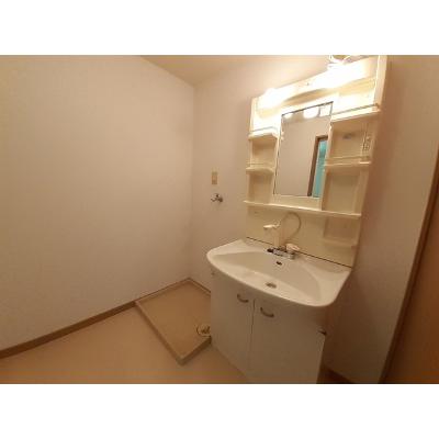 サン・セリス 101【管理NO：1-010015801-01010】 ★家具家電は申し込み後に搬入します★ ★2026年10月中旬入居可能★の物件画像