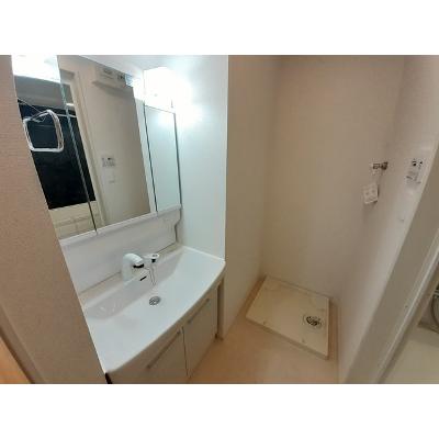 メゾンドカルム　Ⅱ 102【管理NO：1-026363502-01020】 ★家具家電は申し込み後に搬入します★の物件画像