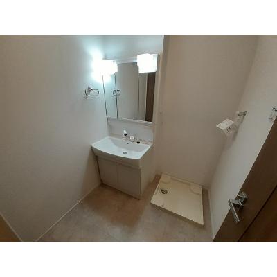 クレメント東九条Ａ 107【管理NO：1-025836001-01060】 ★家具家電は申し込み後に搬入します★の物件画像