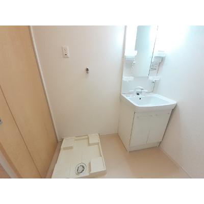 メゾン　ヒュッゲ 201【管理NO：1-023471201-02010】 ★家具家電は申し込み後に搬入します★ ★2026年11月上旬入居可能★の物件画像