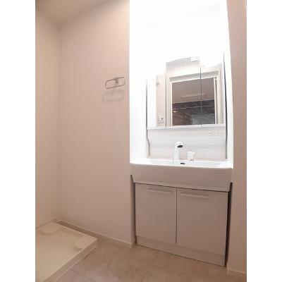 皐Ⅲ 102【管理NO：1-026792603-01020】 ★家具家電は申し込み後に搬入します★ ★2026年11月中旬入居可能★の物件画像