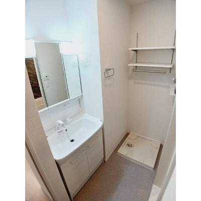 グランベリー 204【管理NO：1-026957101-02040】 ★家具家電は申し込み後に搬入します★ ★2026年10月中旬入居可能★の物件画像