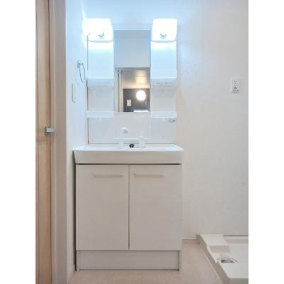 ブライト　ヒル　Ａ 202【管理NO：1-021890601-02020】 ★家具家電は申し込み後に搬入します★の物件画像