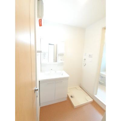 エアリー 103【管理NO：1-023840401-01030】 ★家具家電は申し込み後に搬入します★ ★2026年10月下旬入居可能★の物件画像