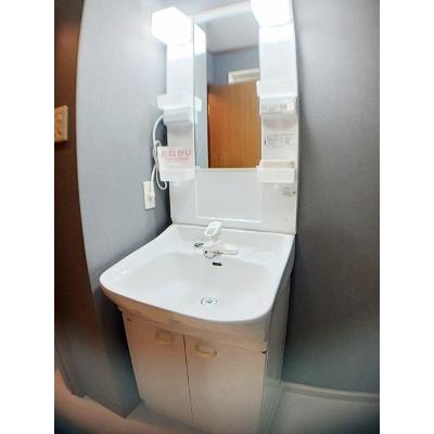 グレンツェント 102【管理NO：1-011436601-01020】 ★家具家電は申し込み後に搬入します★の物件画像