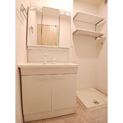 ＨＩＲＯ　Ⅱ 204【管理NO：1-025711102-02040】 ★家具家電は申し込み後に搬入します★の物件画像