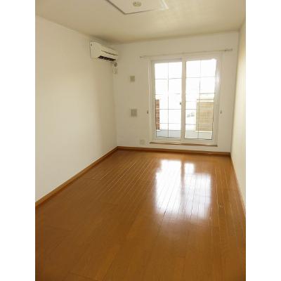 ソレイユⅡ 203【管理NO：1-014038302-02030】 ★家具家電は申し込み後に搬入します★ ★2026年10月中旬入居可能★の物件画像