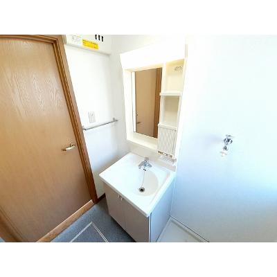 ベルメゾンＤ 102【管理NO：1-007769702-01020】 ★家具家電は申し込み後に搬入します★ ★2026年09月下旬入居可能★の物件画像