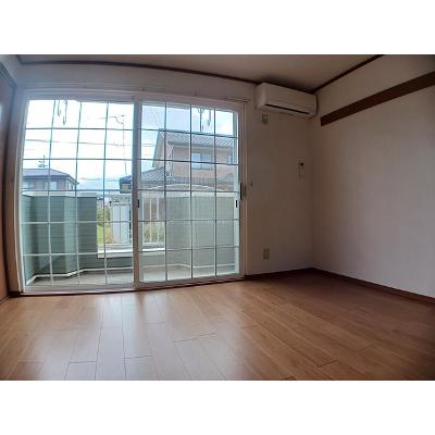 シャルム８９ 102【管理NO：1-007678401-01020】 ★家具家電は申し込み後に搬入します★の物件画像