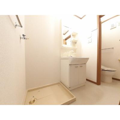 うらら 204【管理NO：1-010197101-02040】 ★家具家電は申し込み後に搬入します★ ★2026年10月下旬入居可能★の物件画像