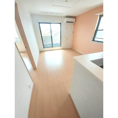 パーシモン　Ⅰ 201【管理NO：1-020652201-02010】 ★家具家電は申し込み後に搬入します★ ★2026年10月下旬入居可能★の物件画像