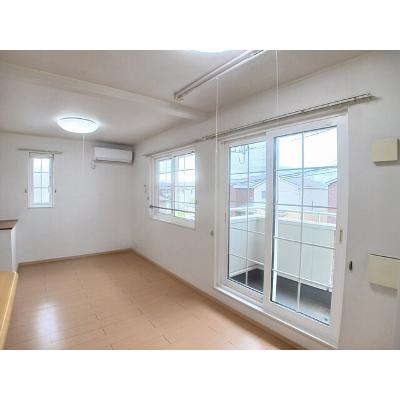 クレメント・レジデンスⅢ 202【管理NO：1-015664901-02020】 ★家具家電は申し込み後に搬入します★の物件画像