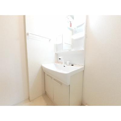 ウェストフィールド 104【管理NO：1-022659301-01040】 ★家具家電は申し込み後に搬入します★ ★2026年10月上旬入居可能★の物件画像