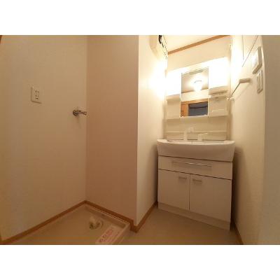 プレッソ　モルティ 203【管理NO：1-013163901-02030】 ★家具家電は申し込み後に搬入します★ ★2026年11月中旬入居可能★の物件画像