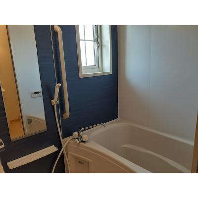 ホワイトオーク東 201【管理NO：1-016160901-02010】 ★家具家電は申し込み後に搬入します★の物件画像