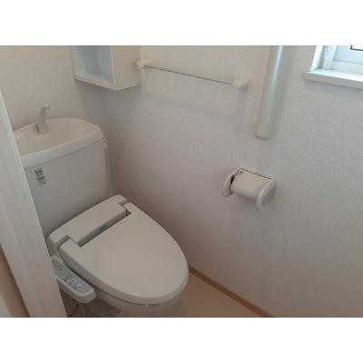 ホワイトオーク東 201【管理NO：1-016160901-02010】 ★家具家電は申し込み後に搬入します★の物件画像