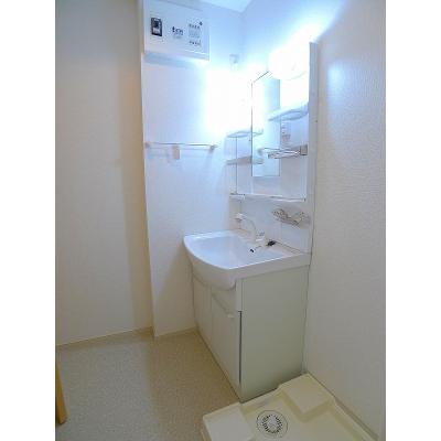 マーベラスキキ　Ｃ 102【管理NO：1-019949003-01020】 ★家具家電は申し込み後に搬入します★ ★2026年11月上旬入居可能★の物件画像