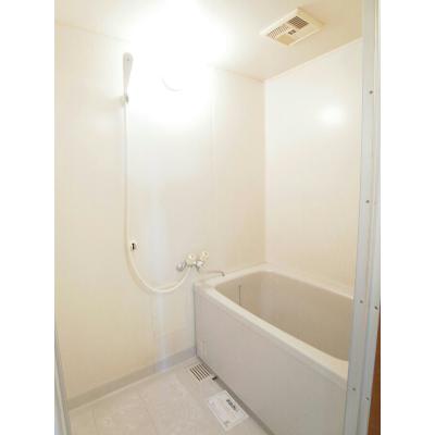 エクセル川鶴 203【管理NO：1-003340201-02030】 ★家具家電は申し込み後に搬入します★ ★2026年10月中旬入居可能★の物件画像