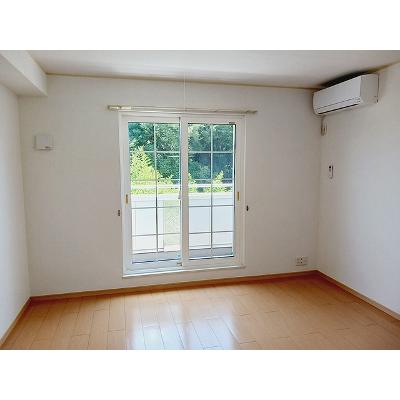 ウエスト　マロン・ＮＫ 203【管理NO：1-015584201-02030】 ★家具家電は申し込み後に搬入します★の物件画像