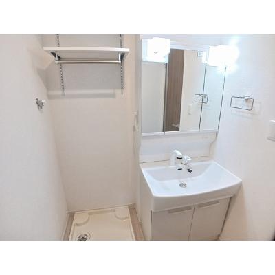 レグラ・デ・オロⅡ 102【管理NO：1-027929502-01020】 ★家具家電は申し込み後に搬入します★ ★2026年09月下旬入居可能★の物件画像
