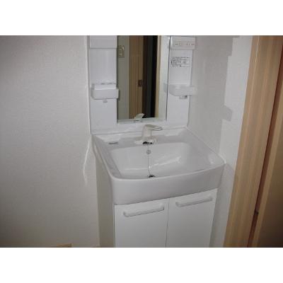 レザン 202【管理NO：1-009352701-02020】 ★家具家電は申し込み後に搬入します★ ★2026年10月下旬入居可能★の物件画像