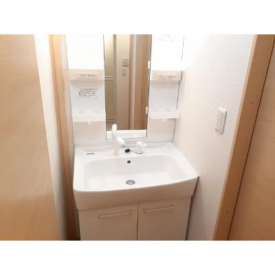 アムール 102【管理NO：1-017095001-01020】 ★家具家電は申し込み後に搬入します★ ★2026年10月下旬入居可能★の物件画像