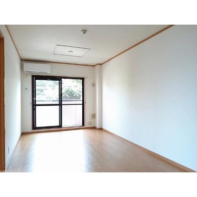 グランドクロス 201【管理NO：1-013441201-02010】 ★家具家電は申し込み後に搬入します★ ★2026年10月下旬入居可能★の物件画像