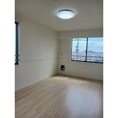 フェリス　ソレアードⅠ 301【管理NO：1-027440101-03010】 ★家具家電は申し込み後に搬入します★ ★2026年11月中旬入居可能★の物件画像
